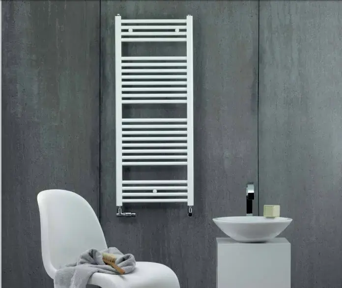Zehnder Virando – Radiateur de salle de bains 120×45 cm, raccordement externe, 505 W, blanc AB-120-045